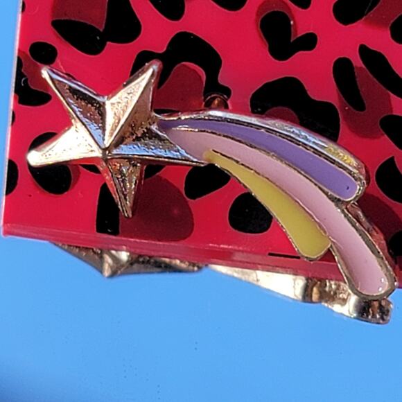 Betsey Johnson Unicorn & Shooting Star Earrings – Whimsical Statement Jewelry - Picture 11 of 13